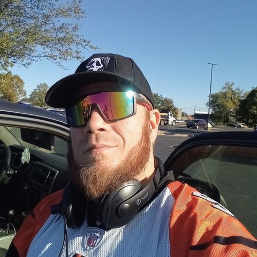 Meet your Posher, Uriah